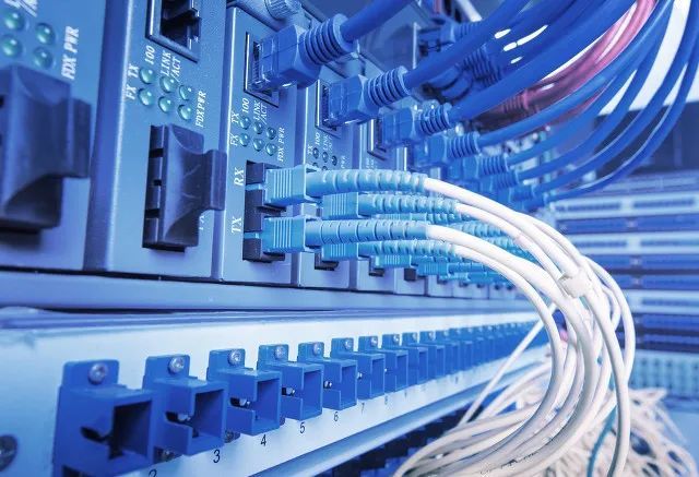 电气工程及自动化和网络工程的融合应用与未来发展